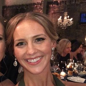 Meet your Posher, Lizzie